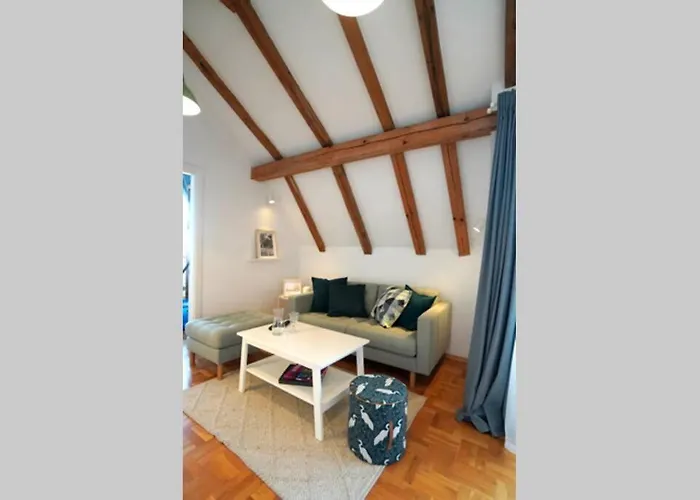 Lejlighed Modern Loft With Balcony In The Heart Of Sofia