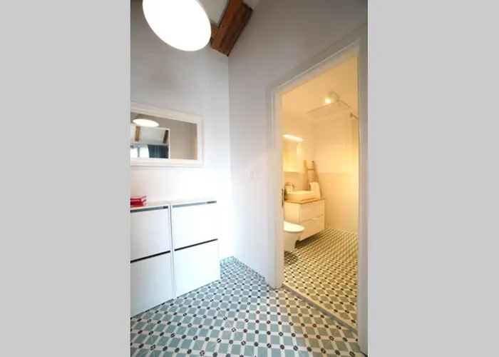 Lejlighed Modern Loft With Balcony In The Heart Of Sofia