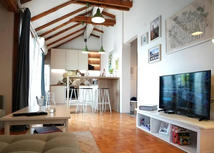 Modern Loft With Balcony In The Heart Of Sofia