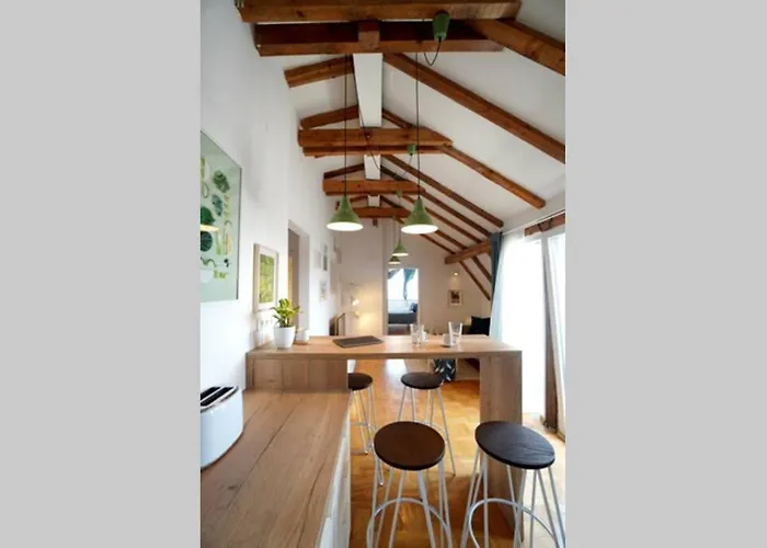 Apartment Modern Loft With Balcony In The Heart Of Sofia