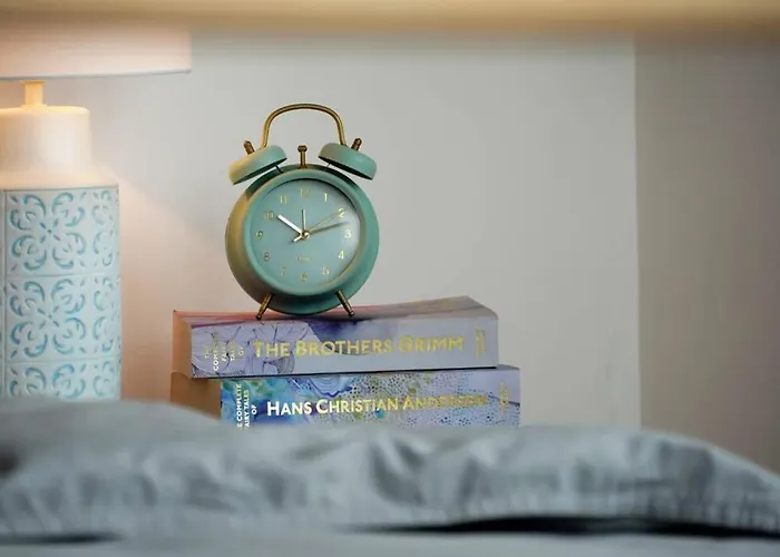 Modern Loft With Balcony In The Heart Of Apartment Sofia