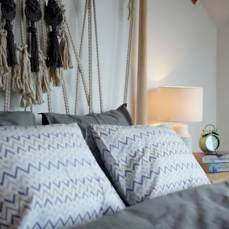 Modern Loft With Balcony In The Heart Of Apartament Sofia